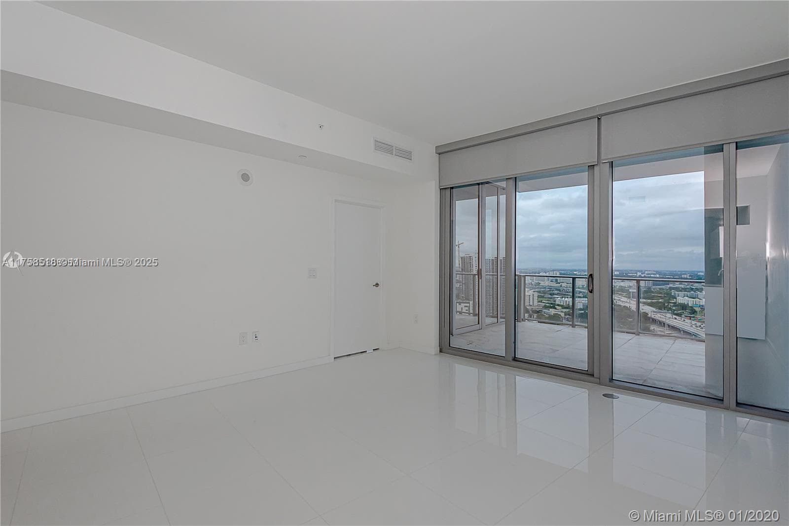 851 NE 1st Ave # 2600, Miami FL 33132 — 4