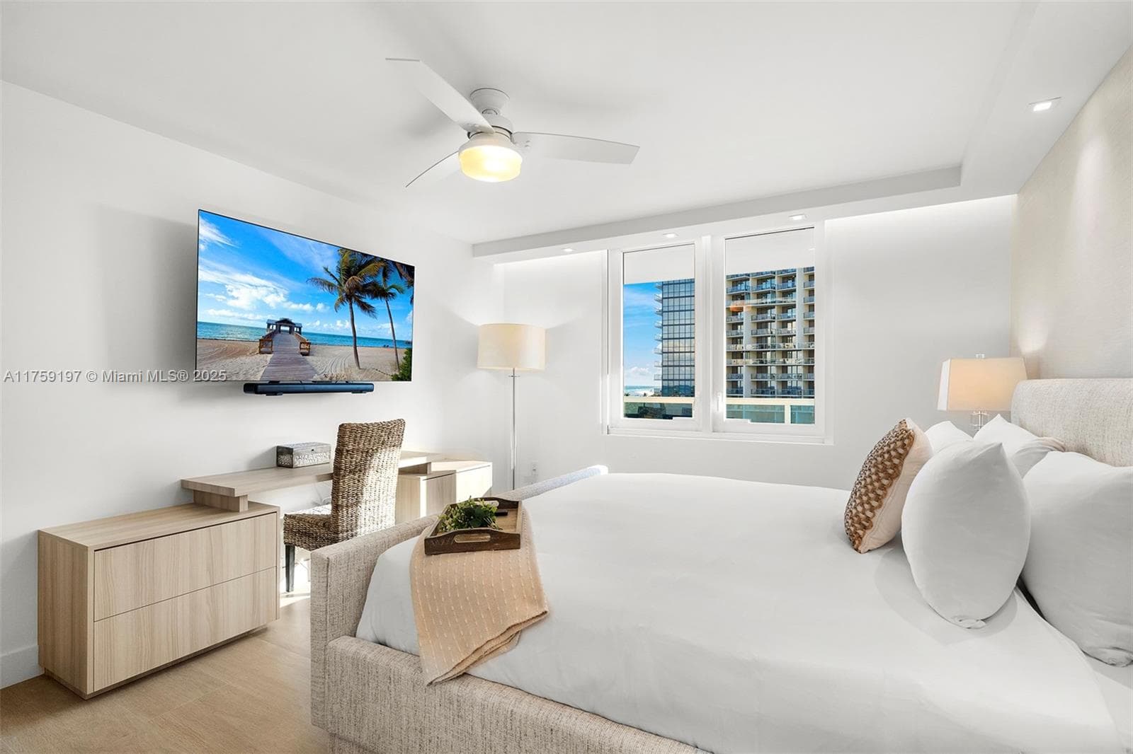 Roney Palace Condo, Miami Beach, FL — 2