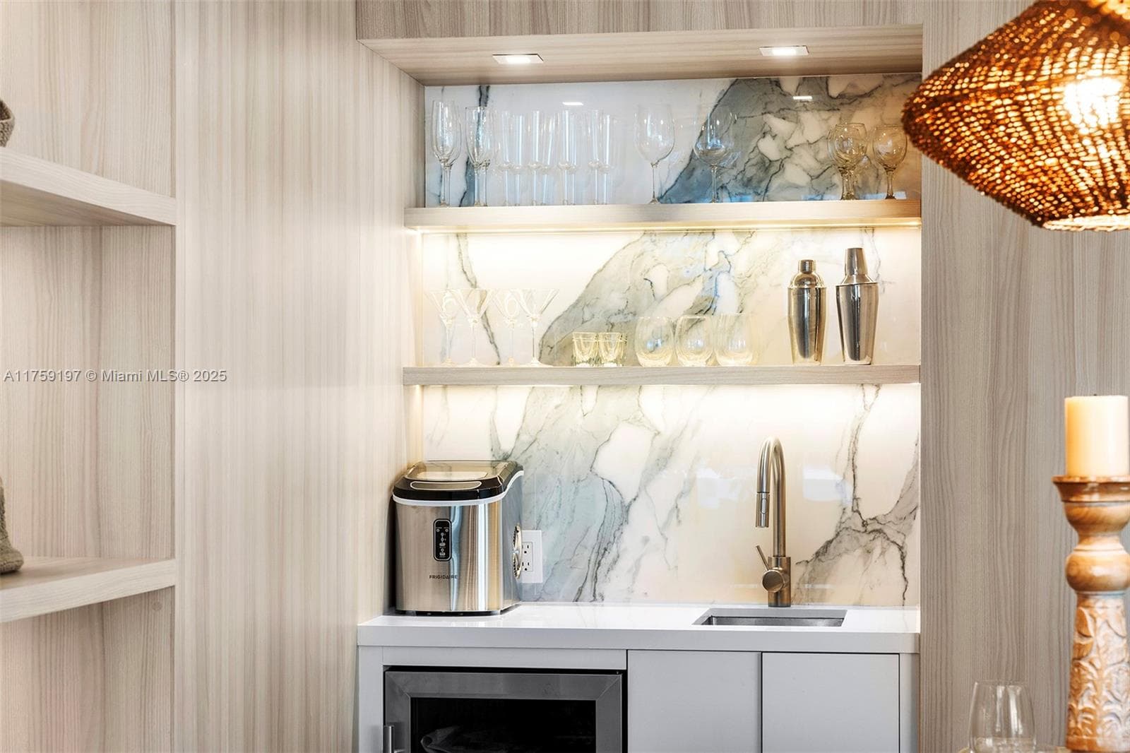 Roney Palace Condo, Miami Beach, FL — 9