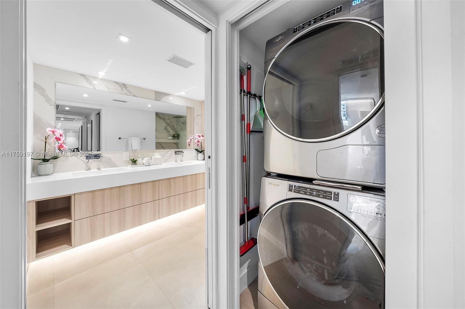 Roney Palace Condo, Miami Beach, FL — 24