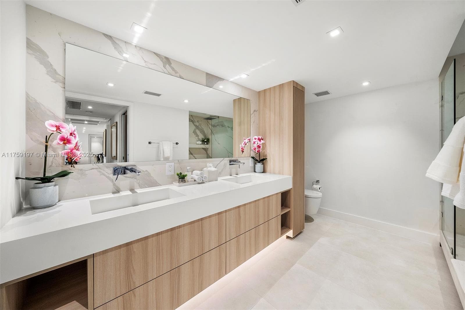 Roney Palace Condo, Miami Beach, FL — 19