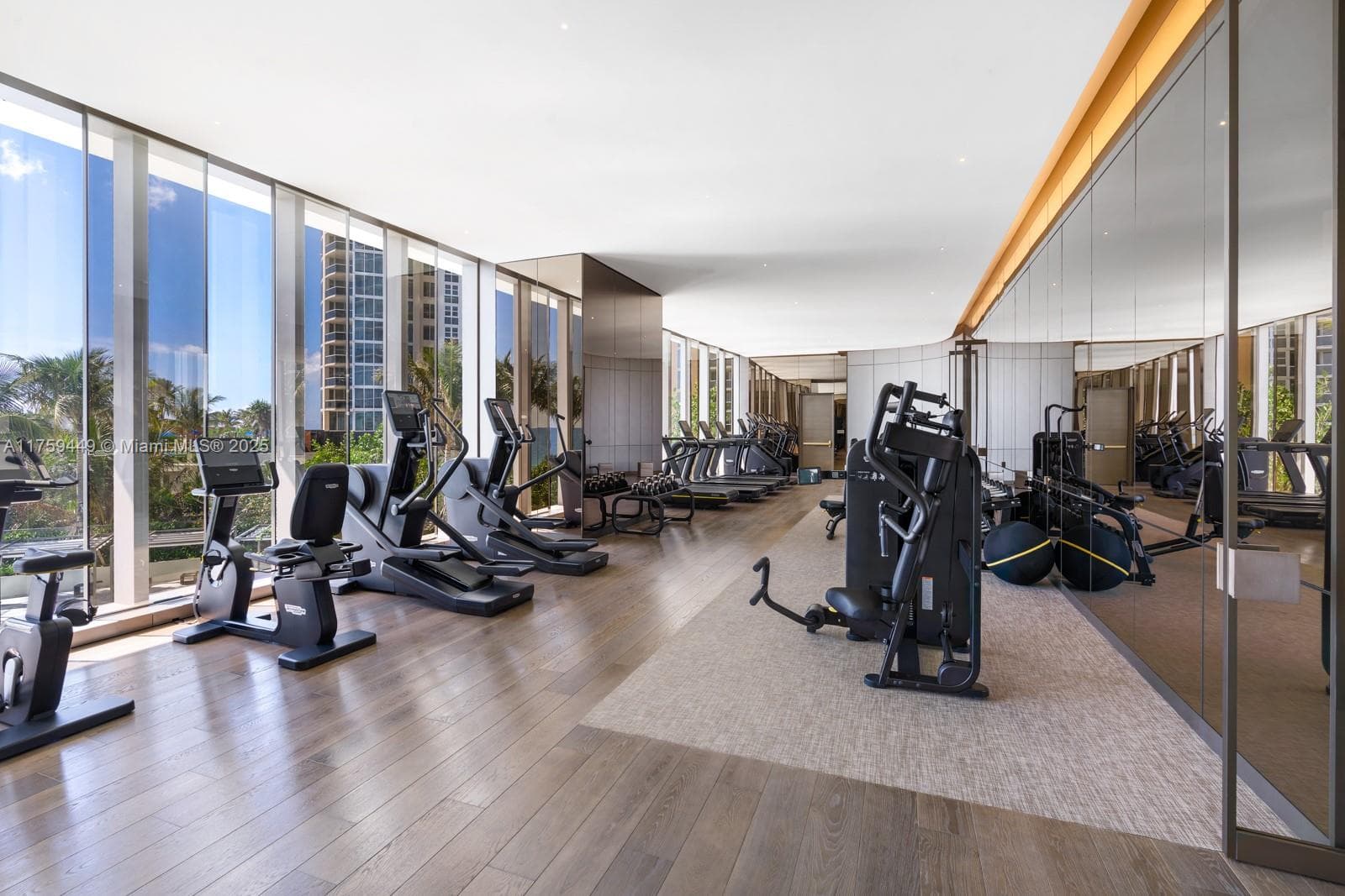 18975 SE Collins Ave # 3405, Sunny Isles Beach FL 33160 — 62