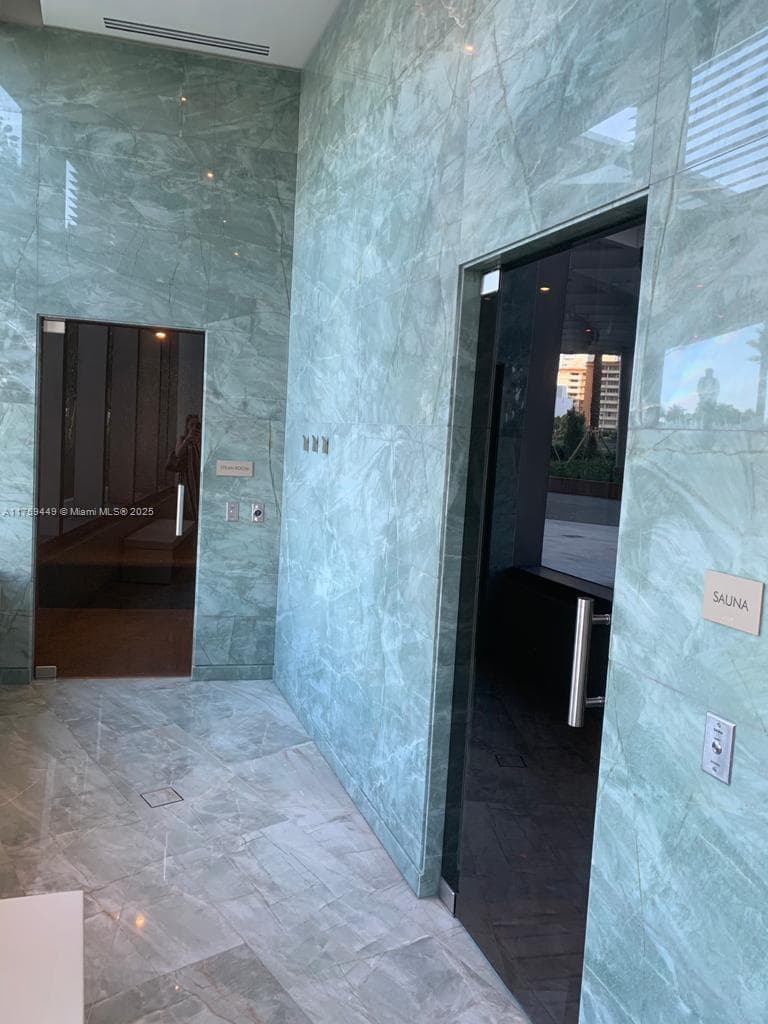 18975 SE Collins Ave # 3405, Sunny Isles Beach FL 33160 — 72
