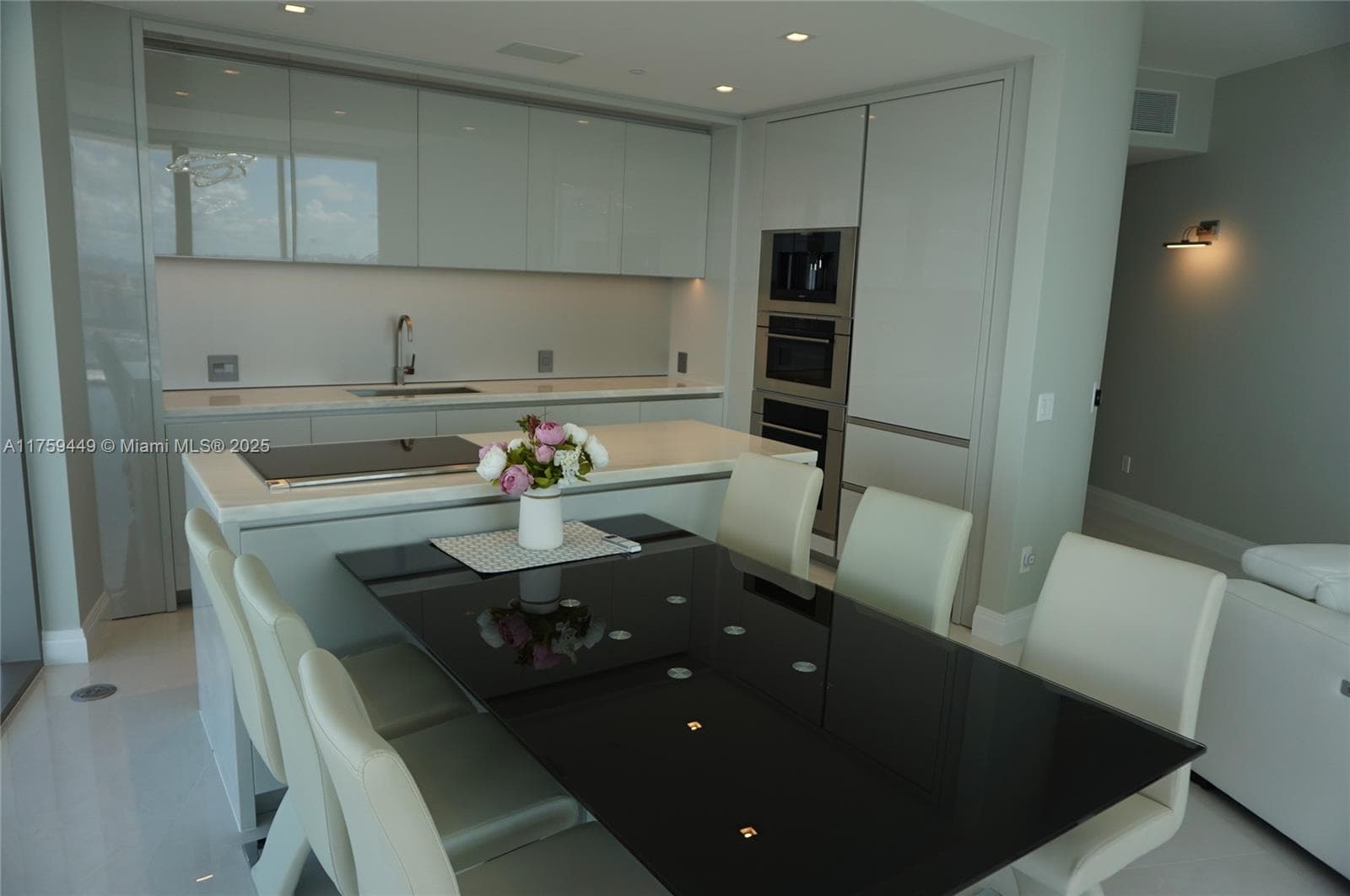18975 SE Collins Ave # 3405, Sunny Isles Beach FL 33160 — 16