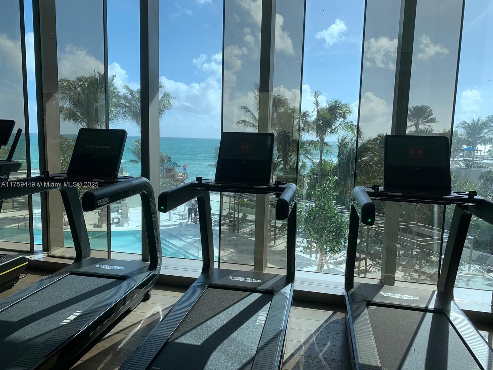 18975 SE Collins Ave # 3405, Sunny Isles Beach FL 33160 — 60