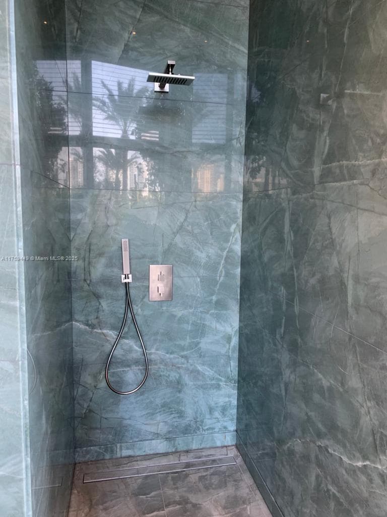 18975 SE Collins Ave # 3405, Sunny Isles Beach FL 33160 — 74