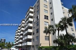 1455 N Treasure Dr # 4O, North Bay Village FL 33141 — 5