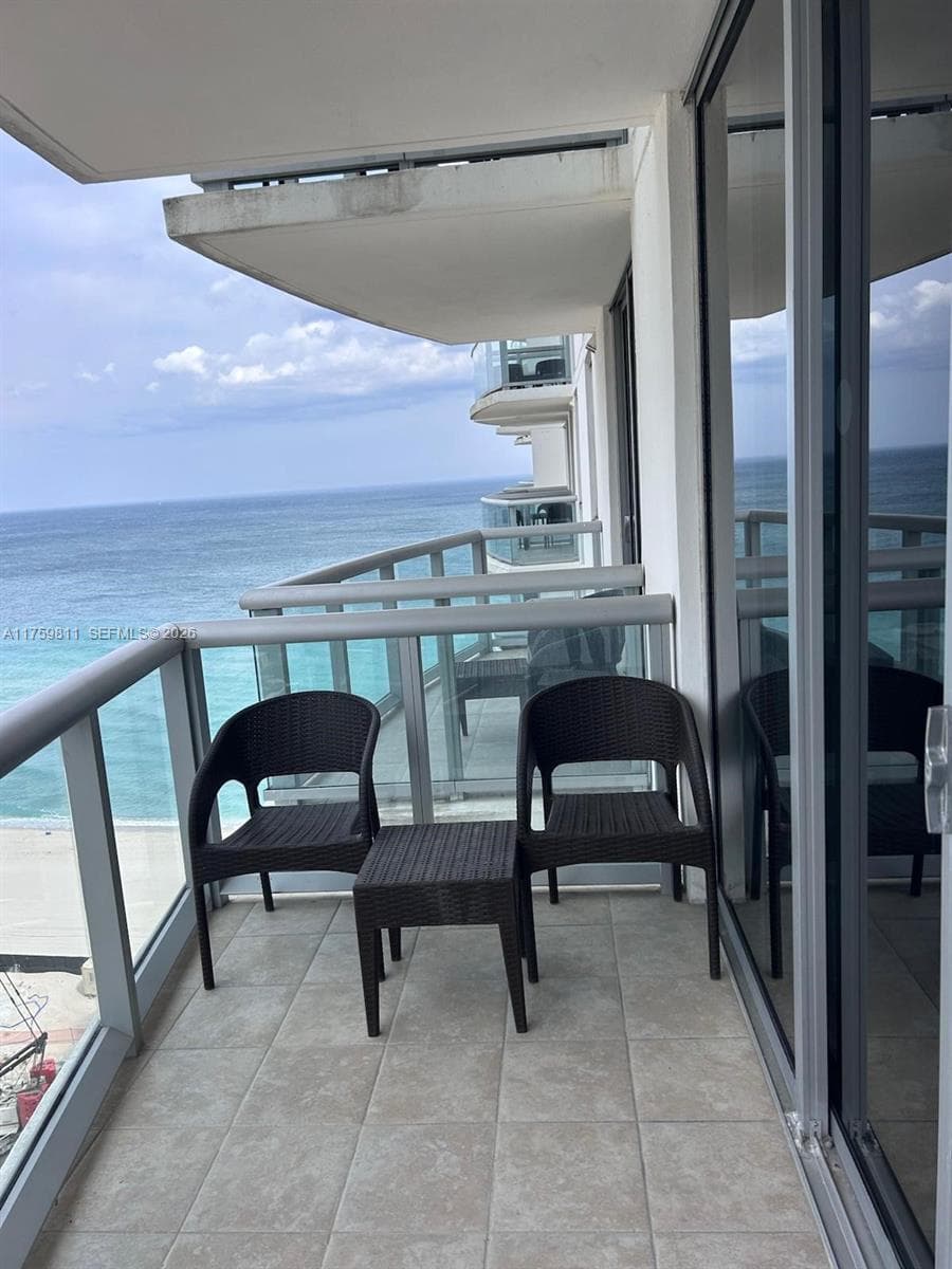 18683 Collins Ave # 1706, Sunny Isles Beach FL 33160 — 16