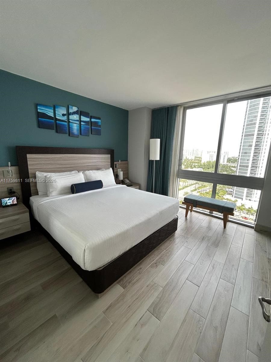 18683 Collins Ave # 1706, Sunny Isles Beach FL 33160 — 24