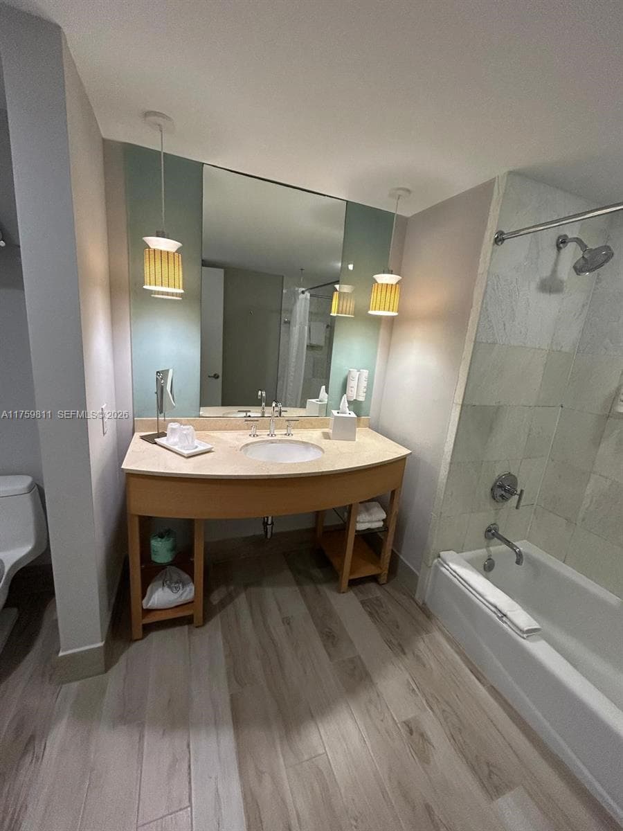 18683 Collins Ave # 1706, Sunny Isles Beach FL 33160 — 31