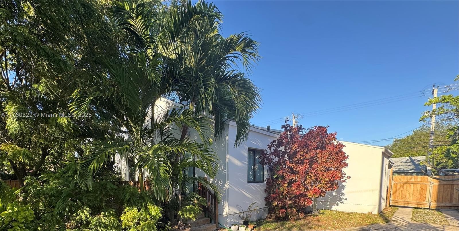 7020 NE 5th Ave, Miami FL 33138 — 32