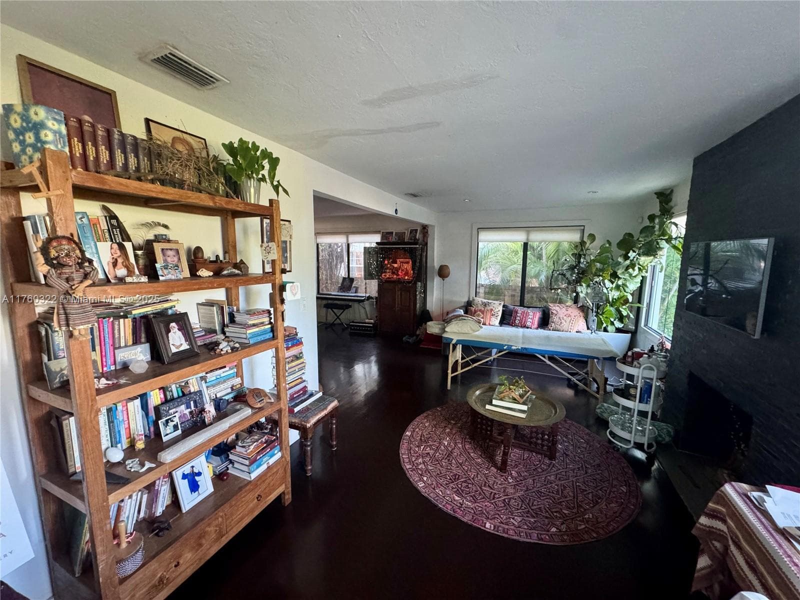 7020 NE 5th Ave, Miami FL 33138 — 8