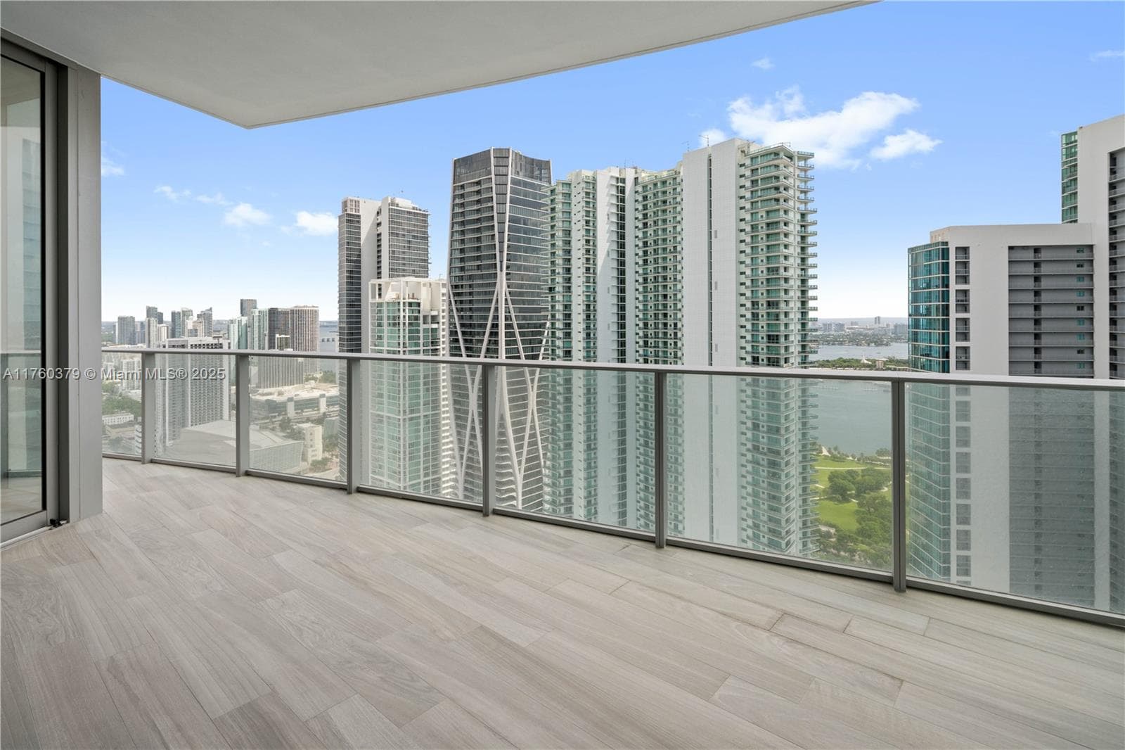 851 NE 1st Ave # 4203, Miami FL 33132 — 26