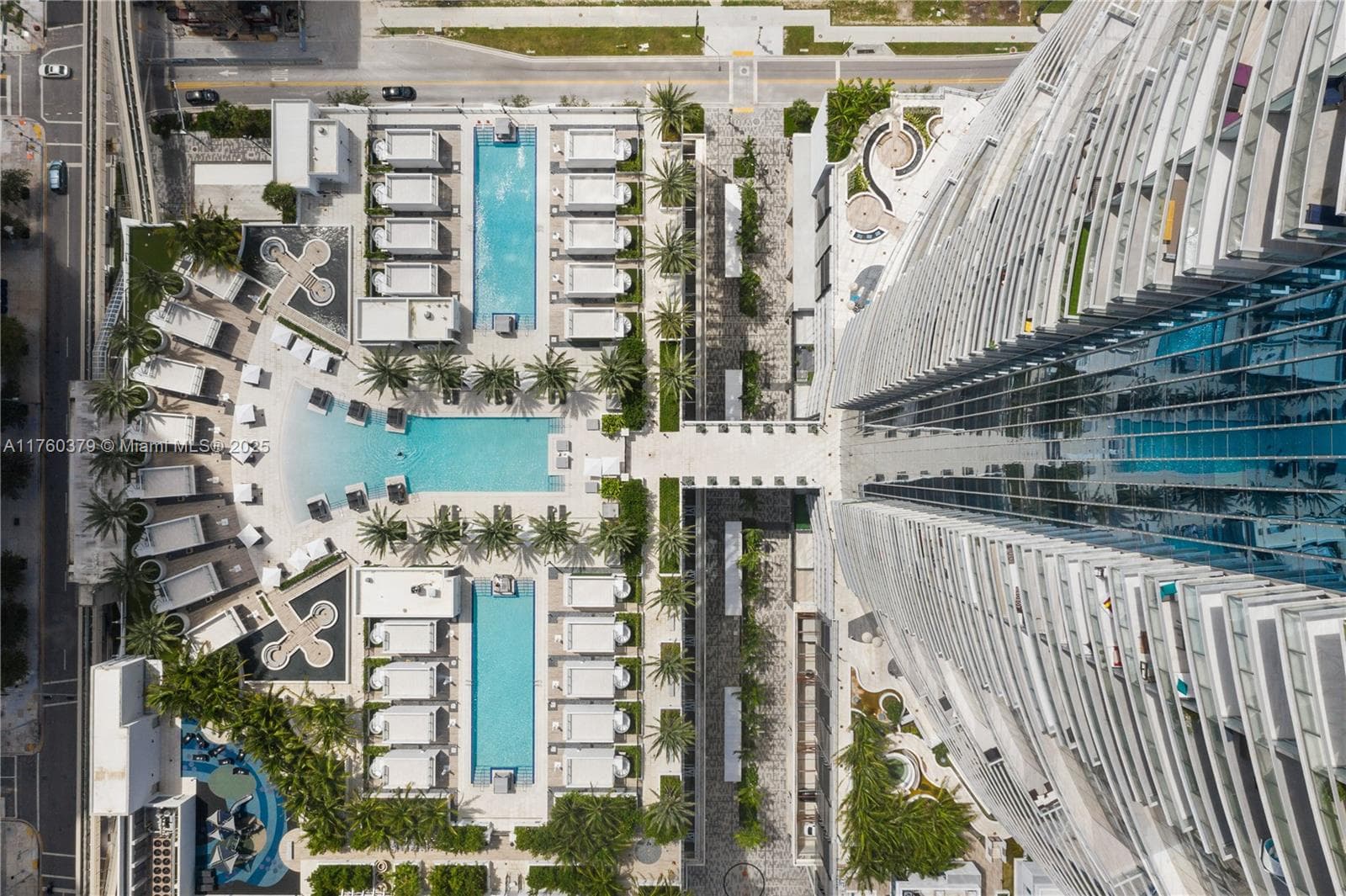 851 NE 1st Ave # 4203, Miami FL 33132 — 34