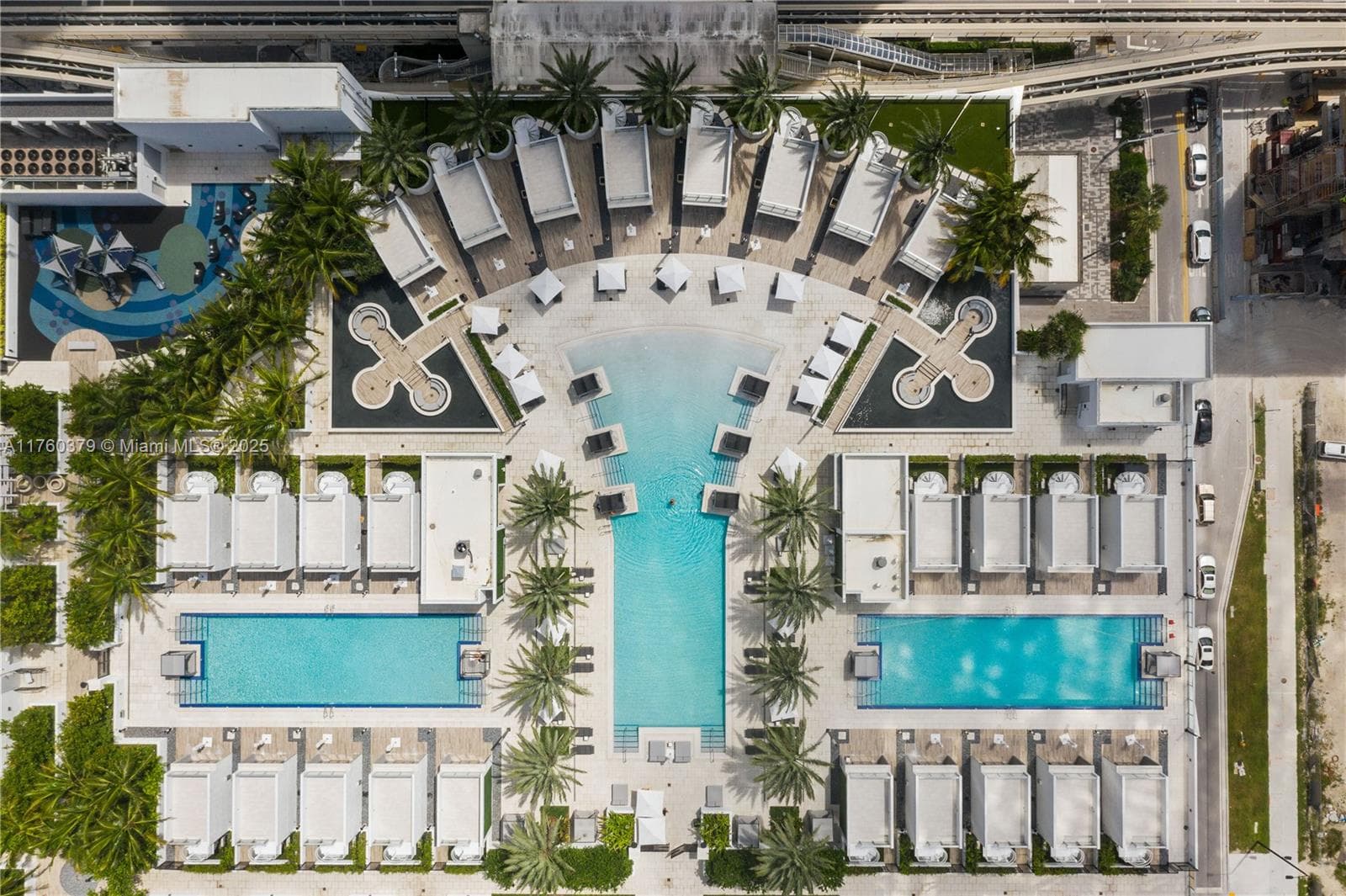 851 NE 1st Ave # 4203, Miami FL 33132 — 33