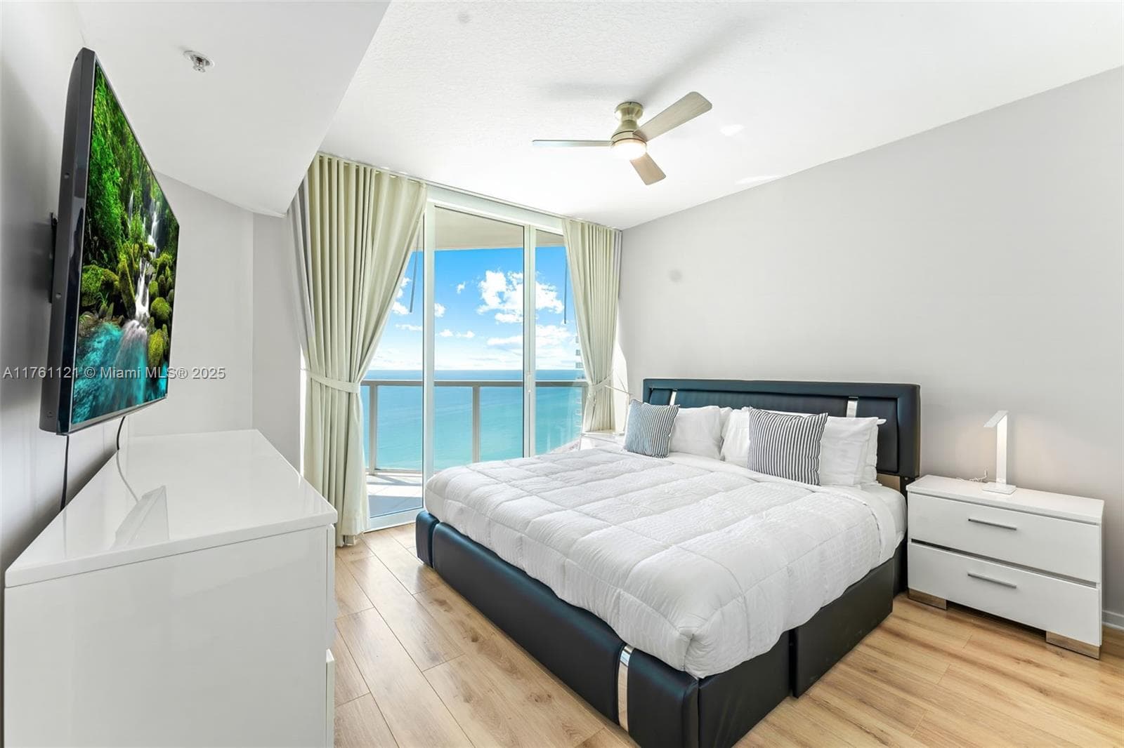 16699 Collins Ave # 2810, Sunny Isles Beach FL 33160 — 12