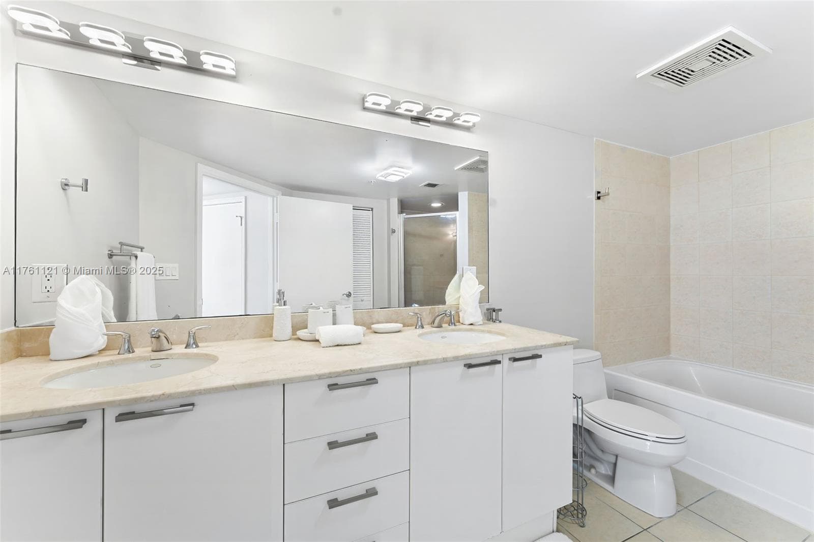 16699 Collins Ave # 2810, Sunny Isles Beach FL 33160 — 10