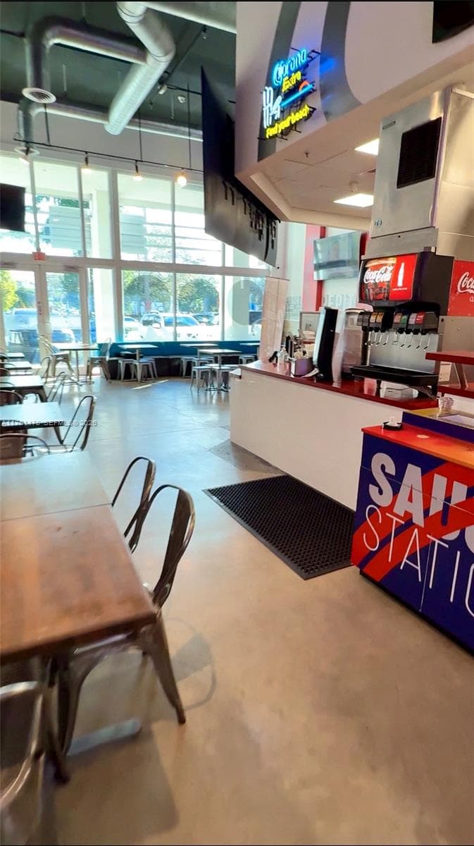 58 ST, Doral FL 33178 — 2