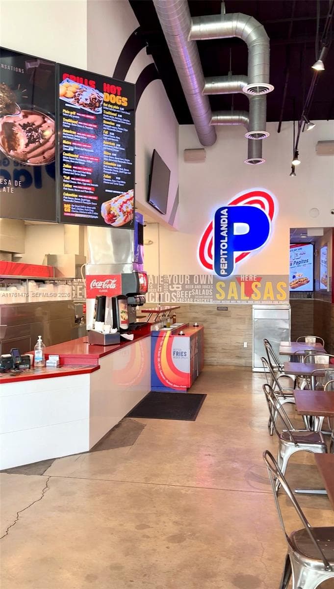 58 ST, Doral FL 33178 — 3
