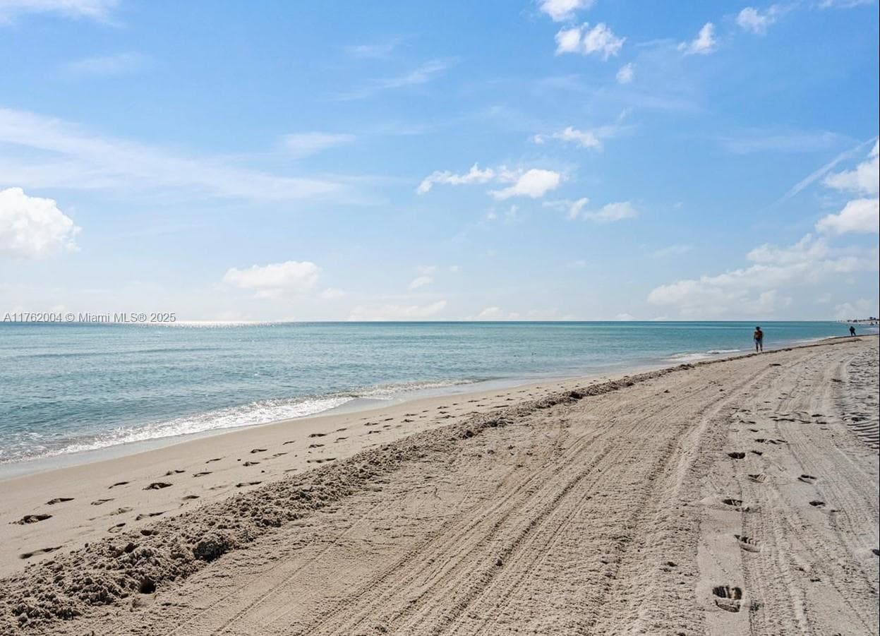 The Pavilion Condo, Miami Beach, FL — 24