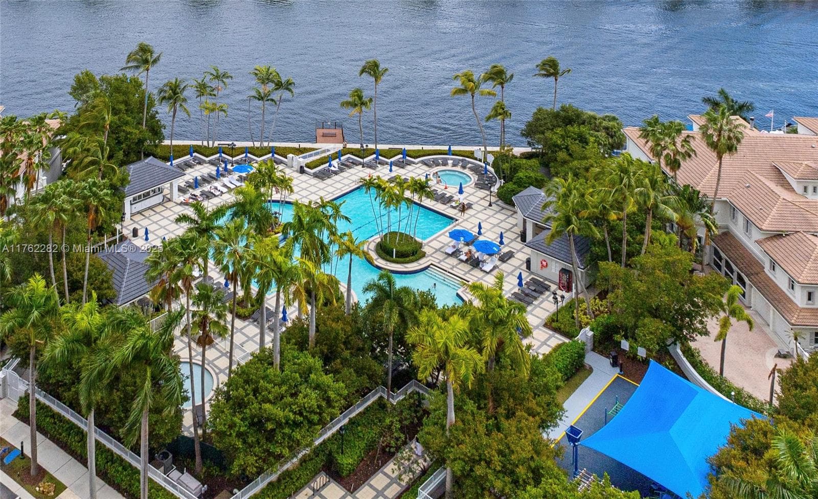 21150 Point Pl # 1102, Aventura FL 33180 — 44