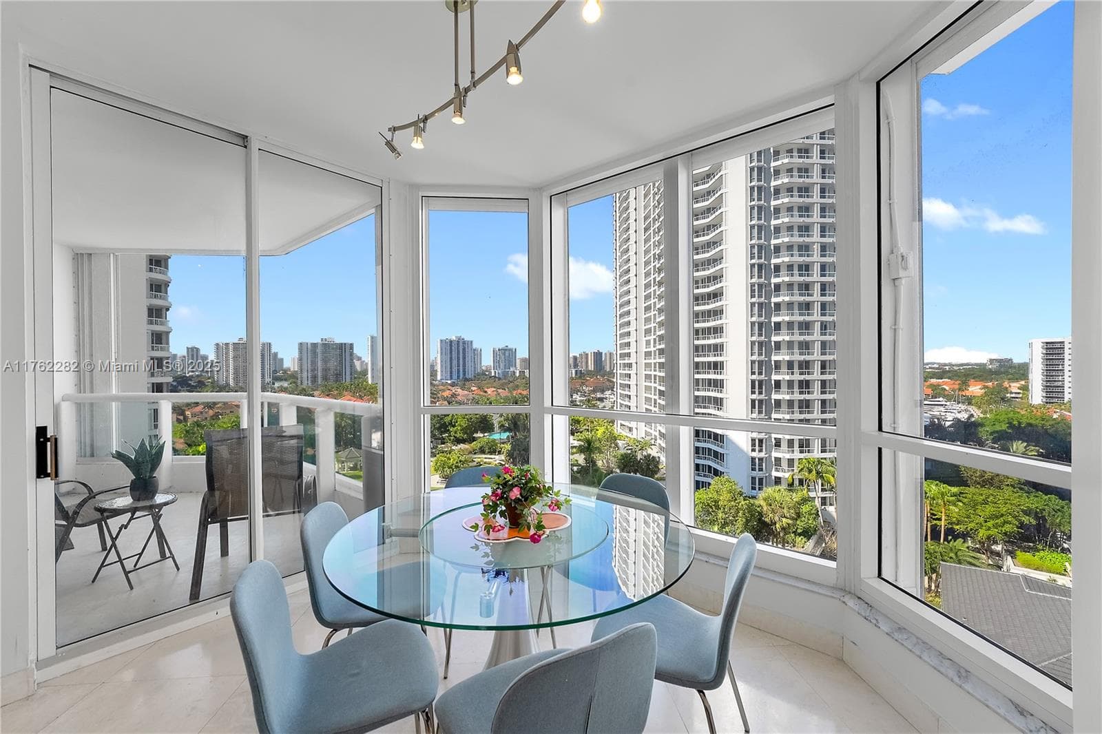 21150 Point Pl # 1102, Aventura FL 33180 — 25