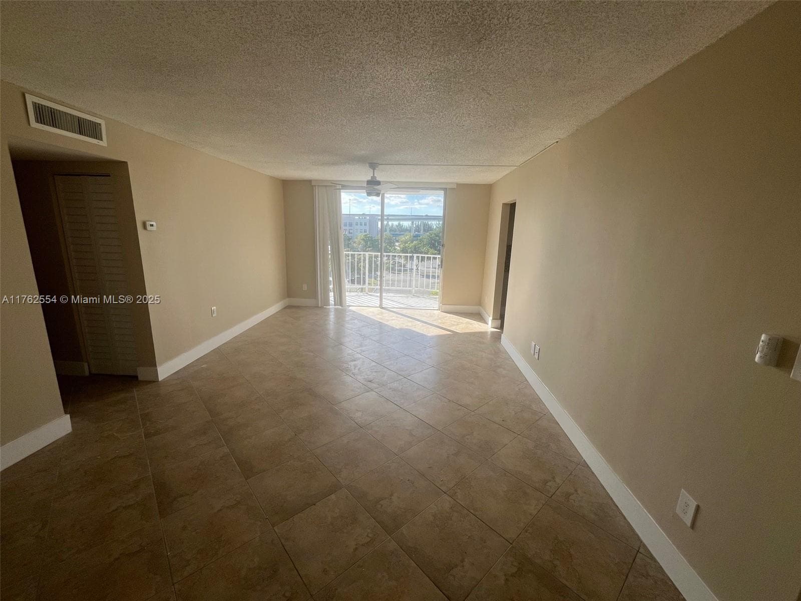 498 NW 165th St # 501, Miami FL 33169 — 11