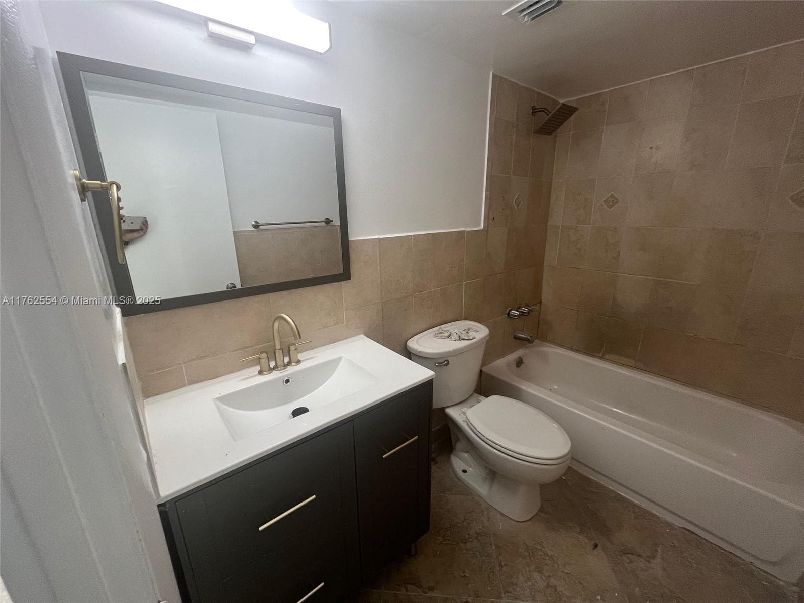 498 NW 165th St # 501, Miami FL 33169 — 4