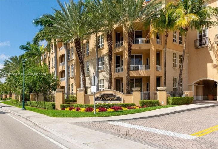 3001 NE 185th St # 431, Aventura FL 33180 — 1