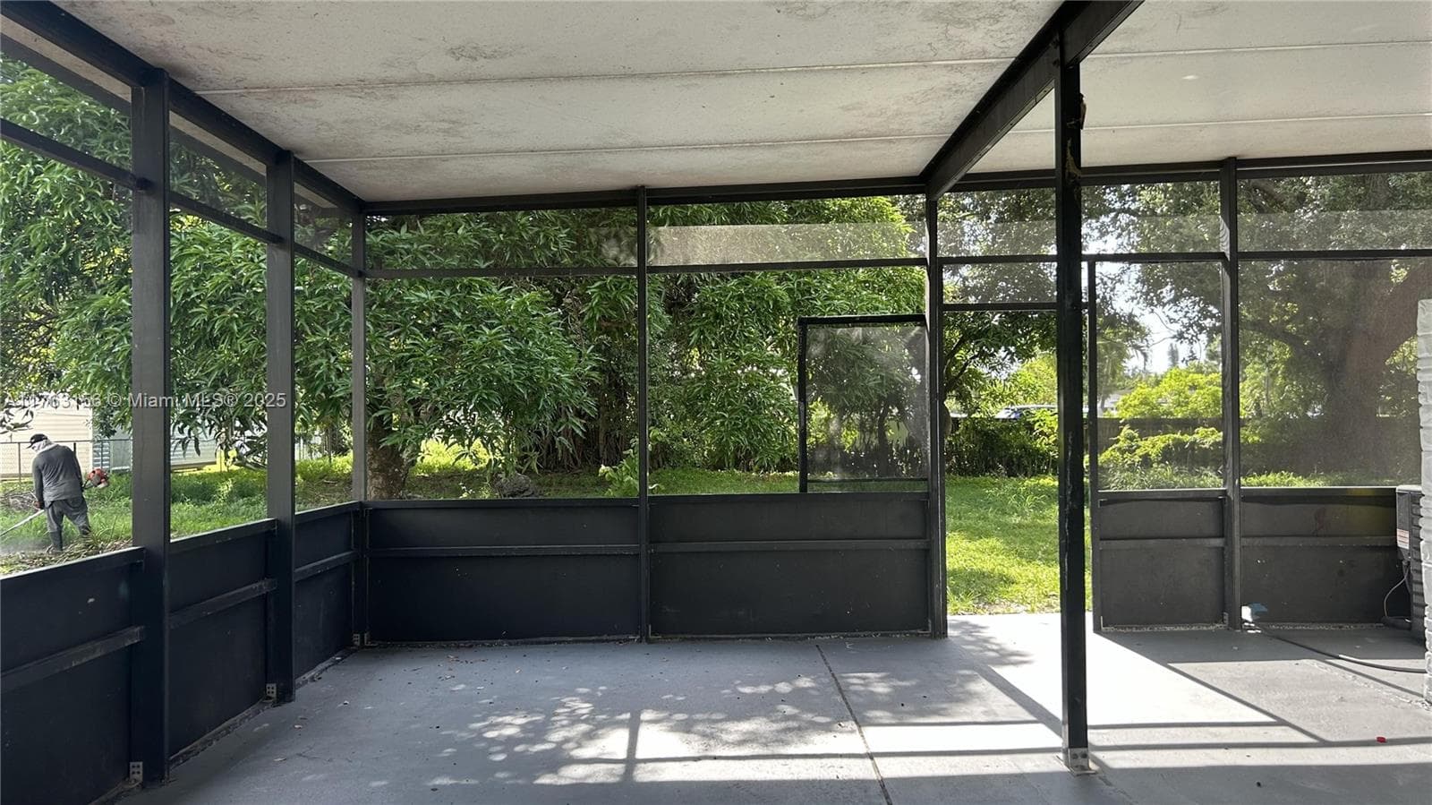 205 Seaman Ave, Opa-Locka FL 33054 — 23