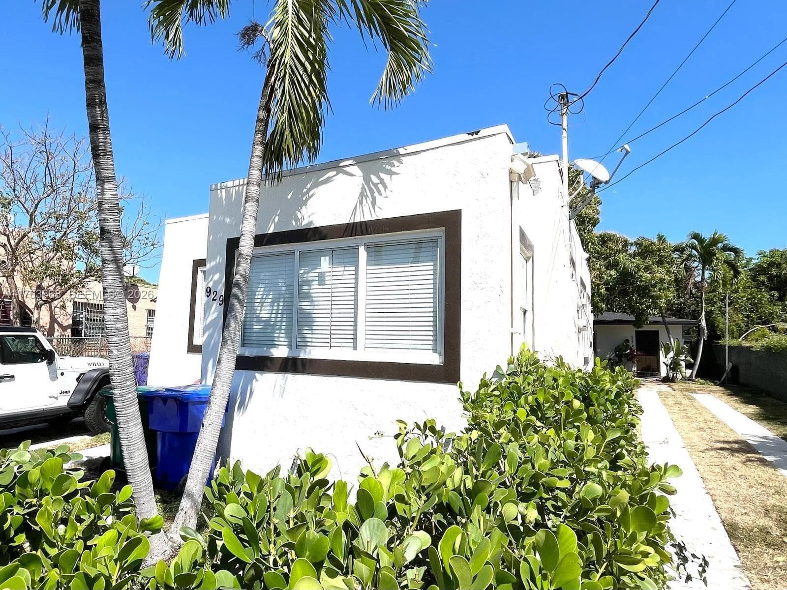 929 SW 12th Ave, Miami FL 33130 — 23