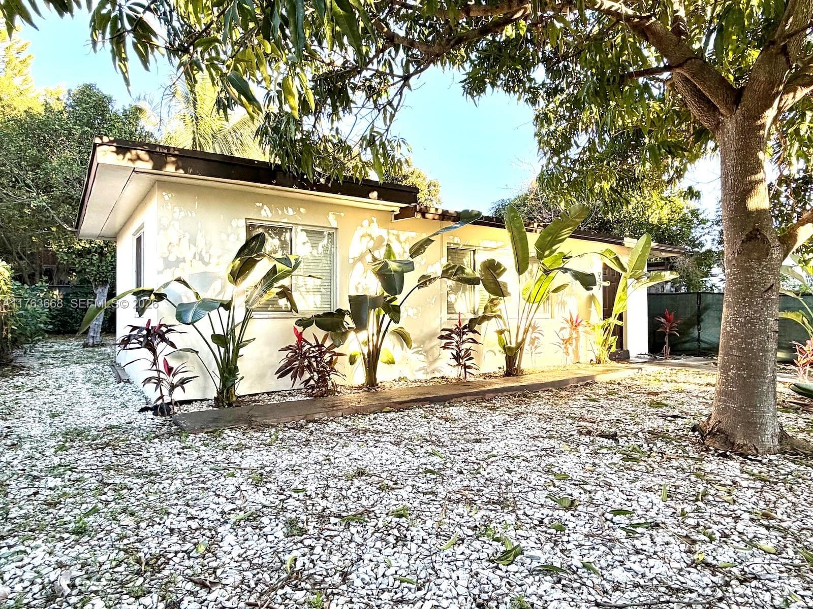 929 SW 12th Ave, Miami FL 33130 — 19