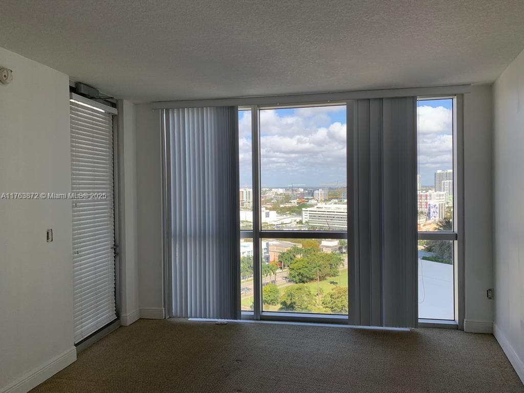 1750 N Bayshore Dr # 2215, Miami FL 33132 — 8