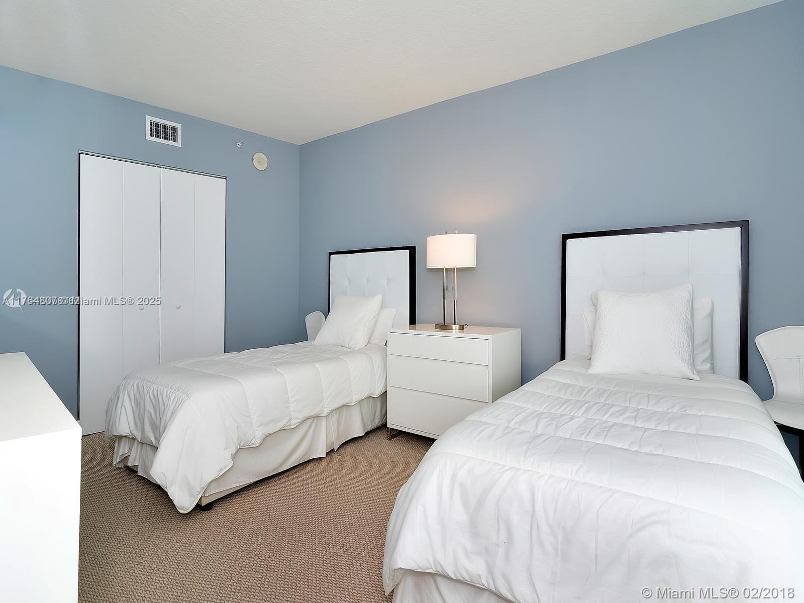 250 Sunny Isles Blvd # 1403, Sunny Isles Beach FL 33160 — 17