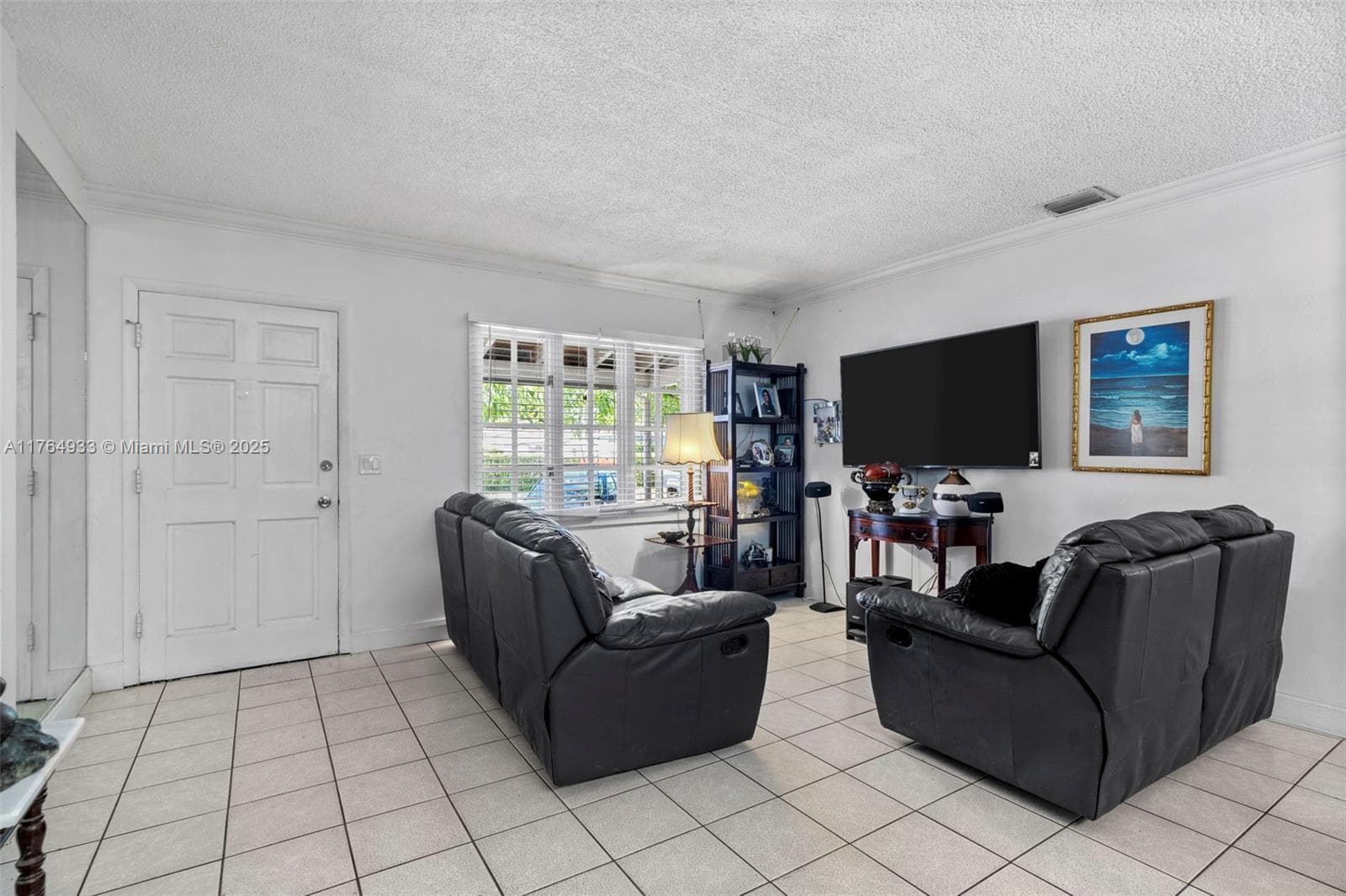 5810 SW 22nd St, Miami FL 33155 — 6