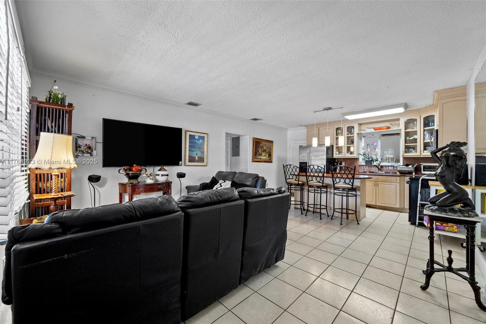 5810 SW 22nd St, Miami FL 33155 — 7