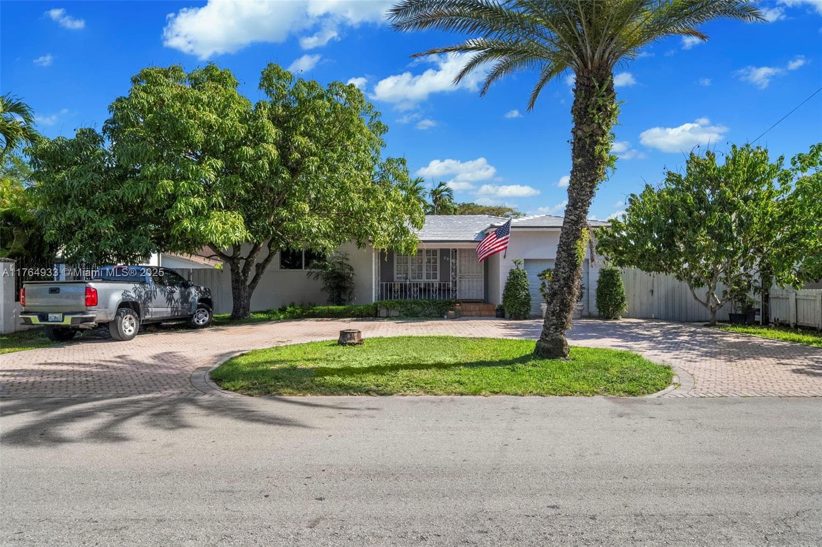 5810 SW 22nd St, Miami FL 33155 — 3