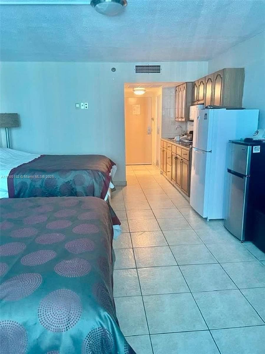 19201 Collins Ave # 1022, Sunny Isles Beach FL 33160 — 5