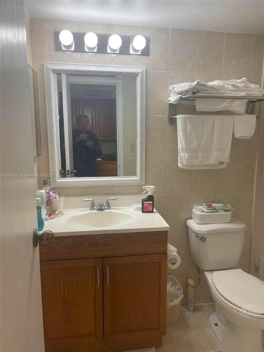 19201 Collins Ave # 1022, Sunny Isles Beach FL 33160 — 10