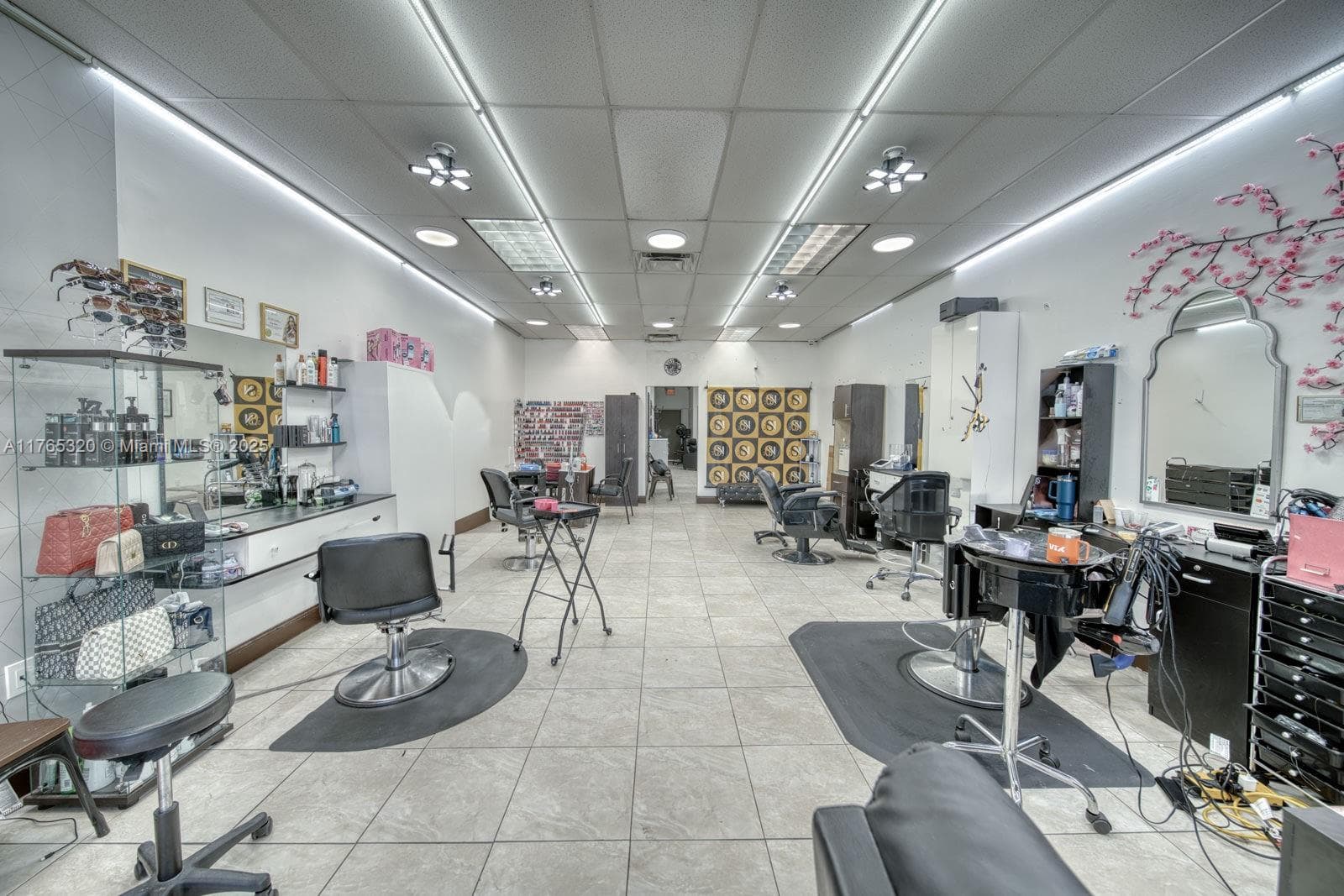 Beauty Salon For Sale On 8th St, Miami FL 33184 — 1