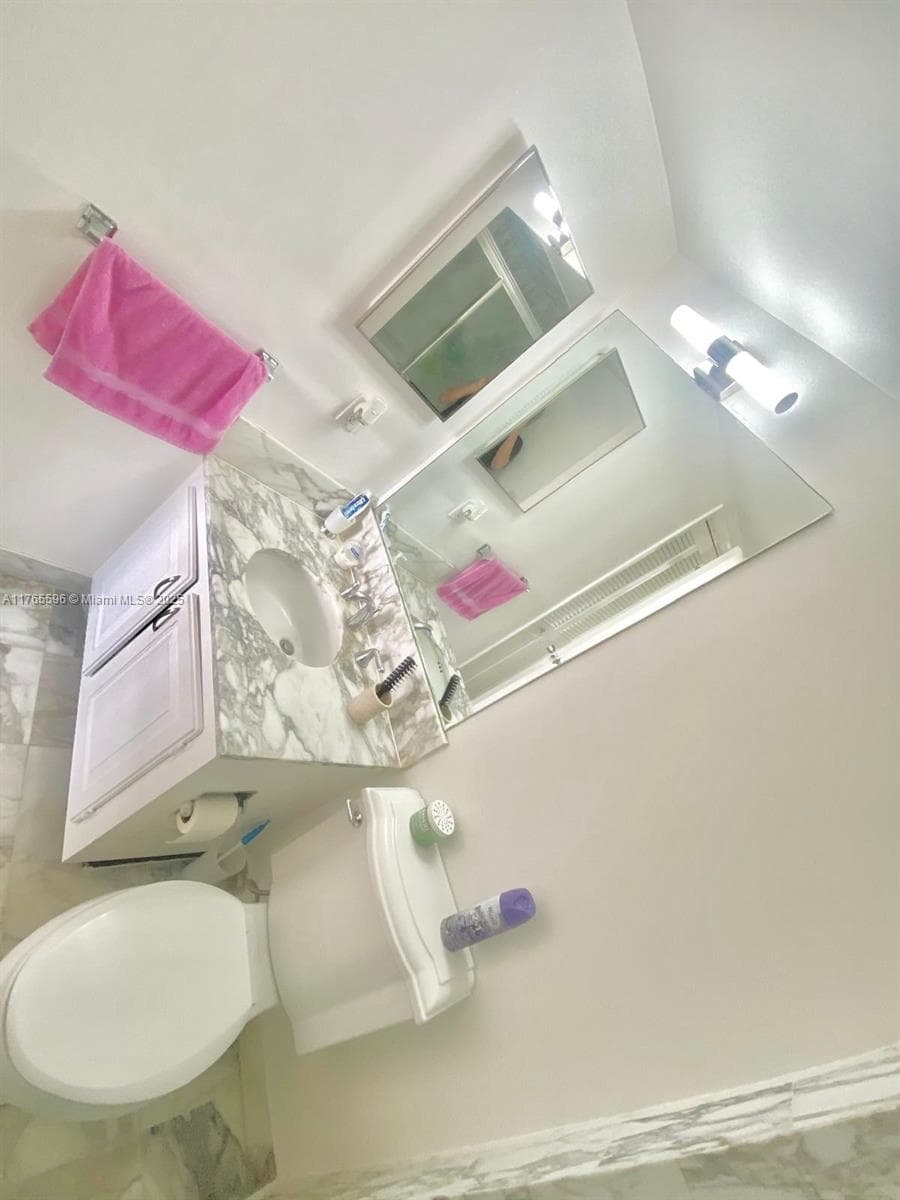 9801 Collins Ave # 8M, Bal Harbour FL 33154 — 10