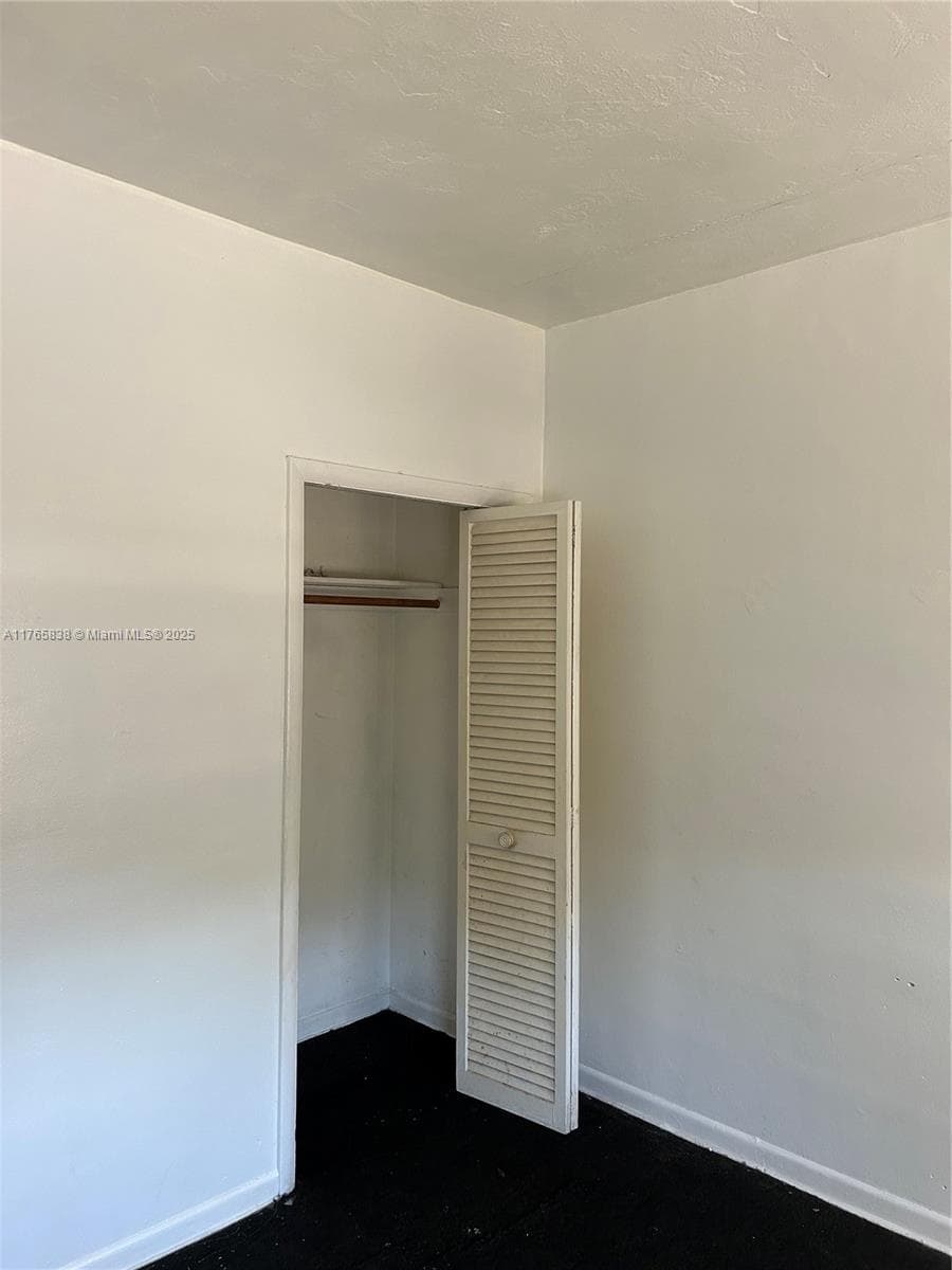 1513 NW 81st St # 1513, Miami FL 33147 — 3