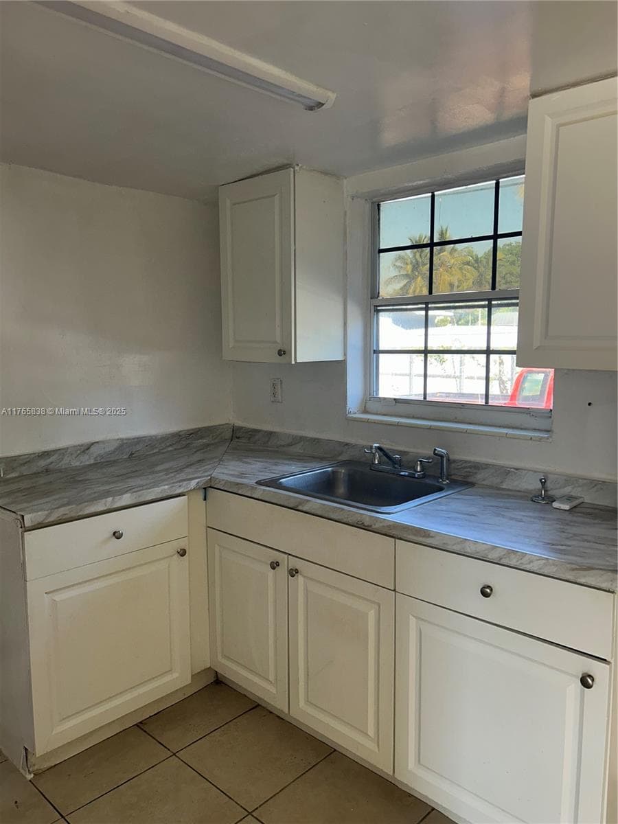 1513 NW 81st St # 1513, Miami FL 33147 — 10