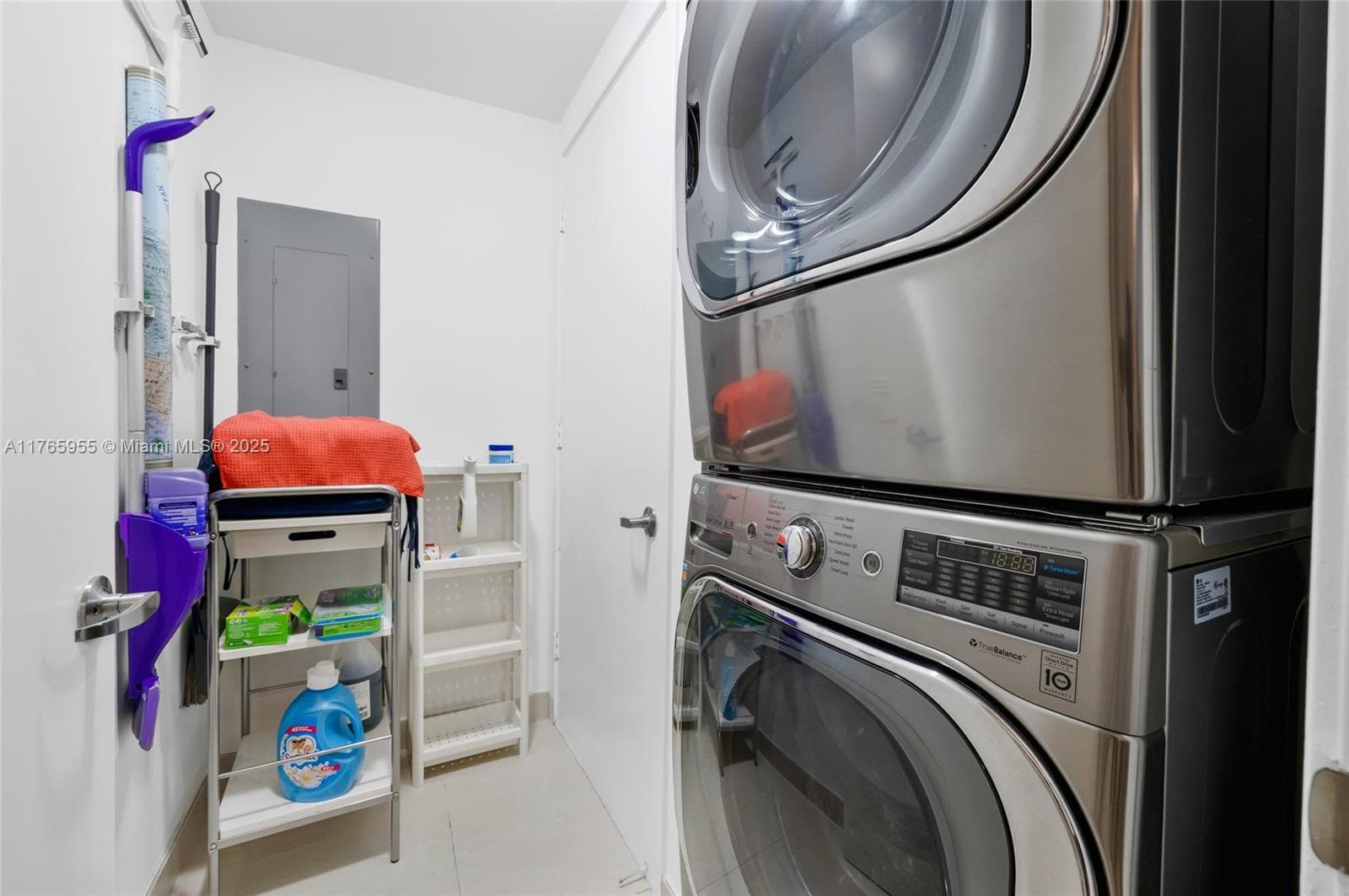 18201 Collins Ave # 902, Sunny Isles Beach FL 33160 — 17