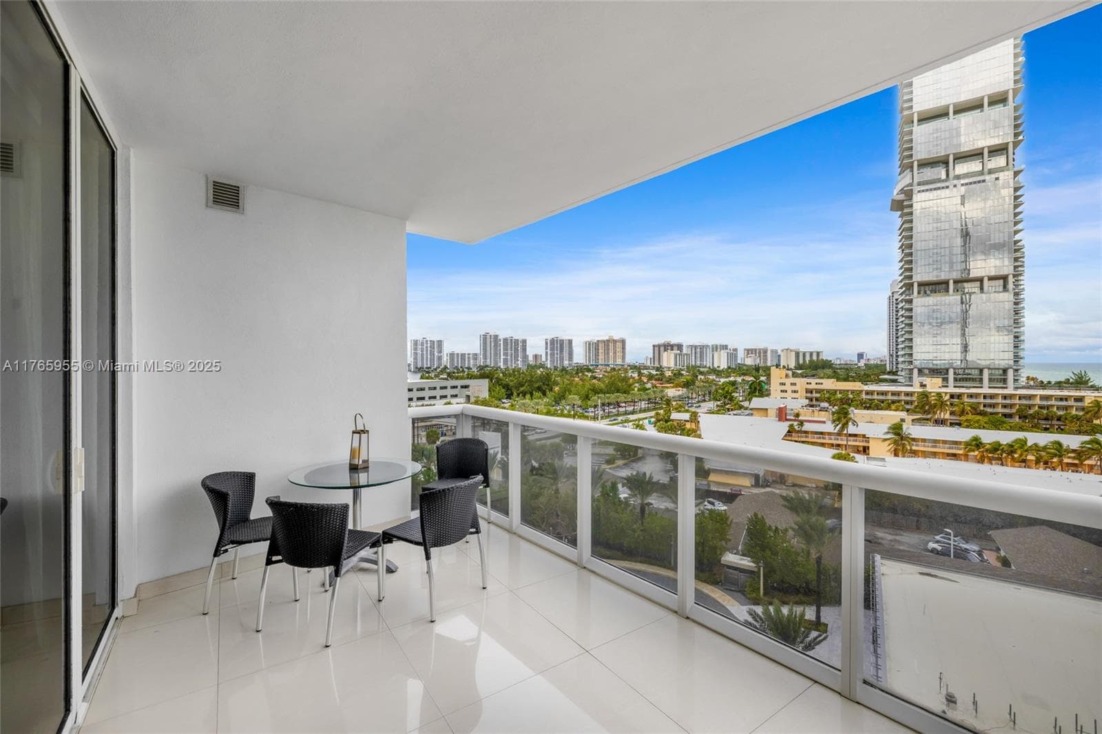 18201 Collins Ave # 902, Sunny Isles Beach FL 33160 — 31