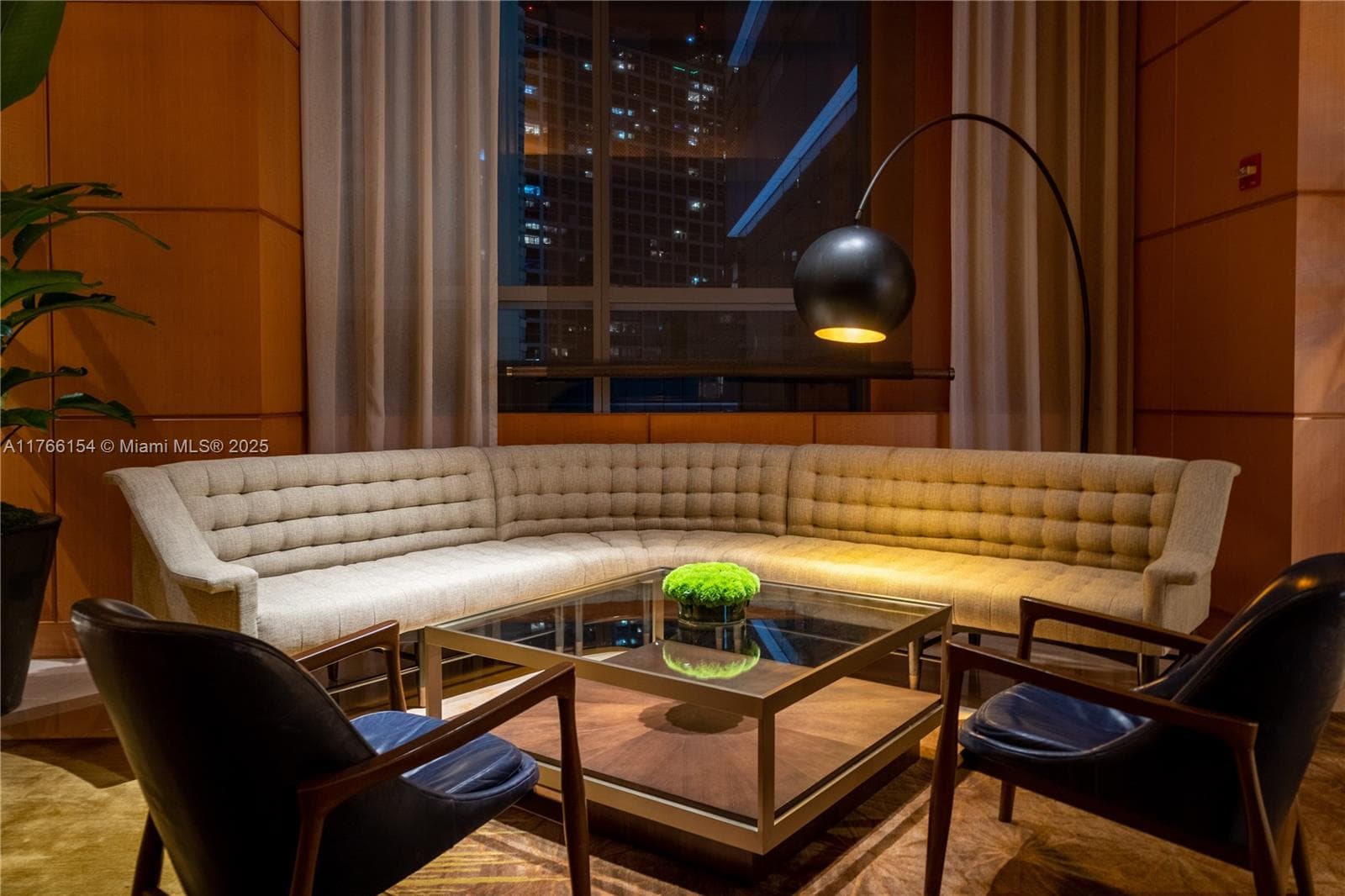 1435 Brickell Ave # 3607, Miami FL 33131 — 35