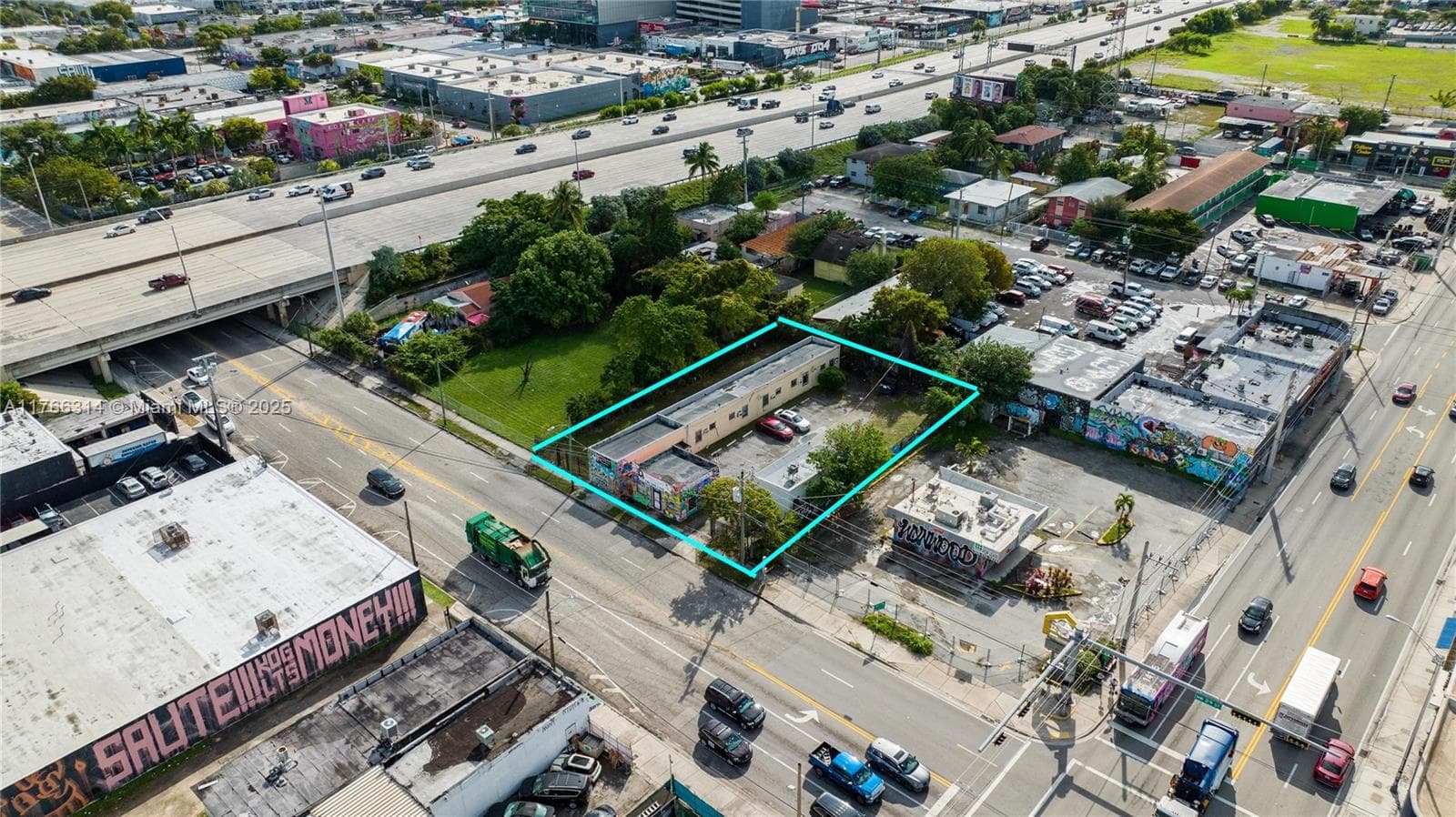 660,662,664 NW 29th St, Miami FL 33127 — 1