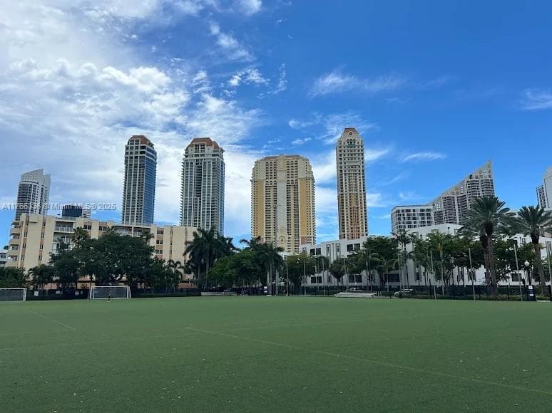 201 178th Dr # 234, Sunny Isles Beach FL 33160 — 33