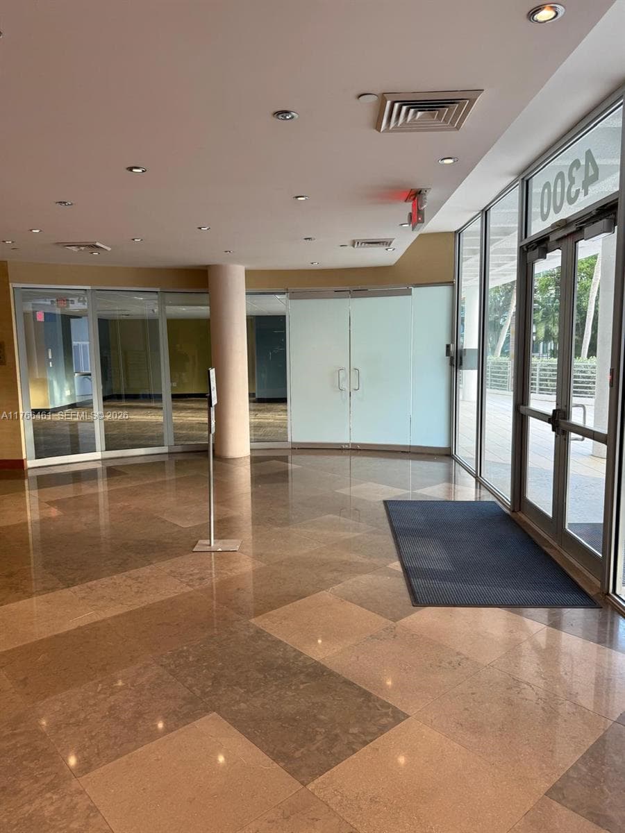4300 Biscayne Blvd # G06, Miami FL 33137 — 19