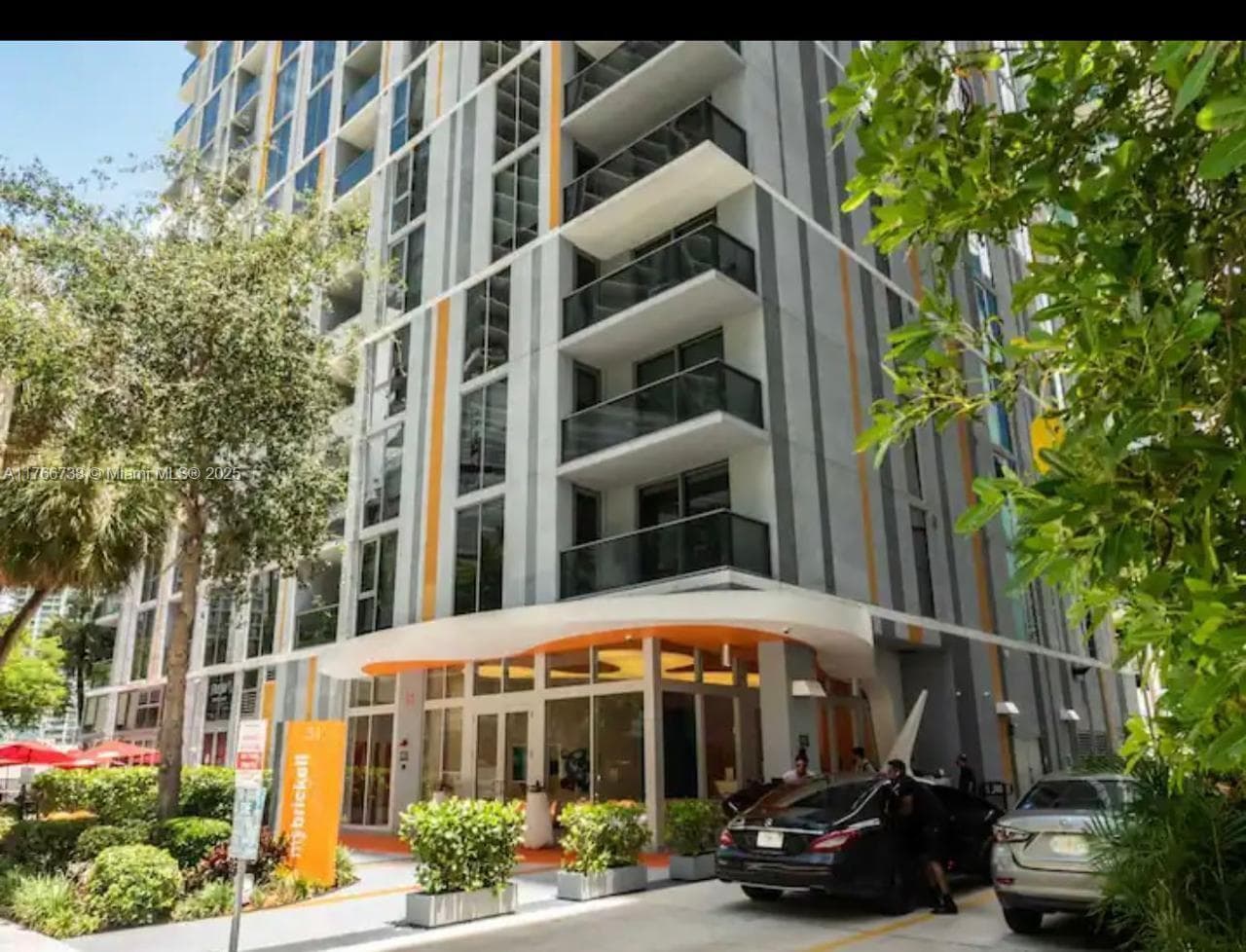 31 SE 6th St # 1601, Miami FL 33131 — 12